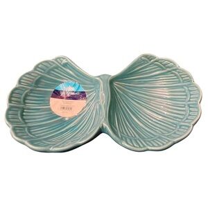 Aqua Shell-Shaped Ceramic Double Diner cat/small dog feeder